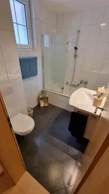 Ein Badezimmer in der Unterkunft Apartment ZerMo