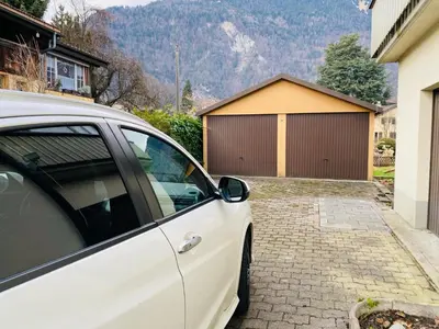 Ein allgemeiner Bergblick oder ein Berglick von der Ferienwohnung aus