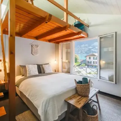 Bijou du Lac - mit Pool und Privatstrand