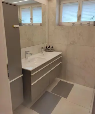 Ein Badezimmer in der Unterkunft Jasmins Airbnb