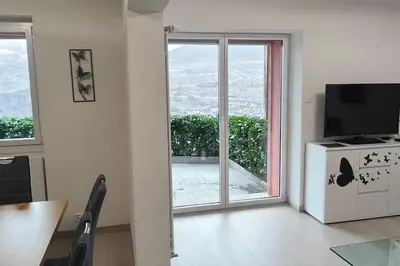 TV/Unterhaltungsangebot in der Unterkunft Logement Premium à Salins
