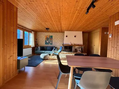 Ein Sitzbereich in der Unterkunft Ferienwohnung im Chalet Bergruh - Hasliberg Reuti