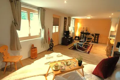 Ein Sitzbereich in der Unterkunft Large Deluxe Studio - Chalet Lovo