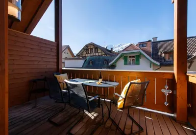 Ein Balkon oder eine Terrasse in der Unterkunft Chalet Belmont Penthouse