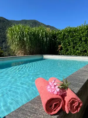 Der Swimmingpool an oder in der Nähe von Casa Medusa - con piscina, a 2 minuti dalla stazione
