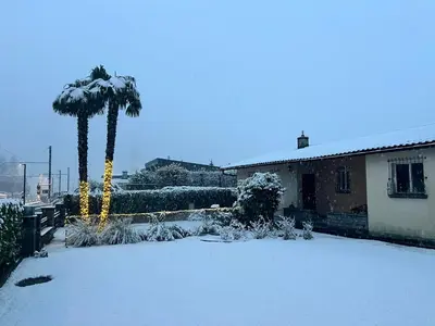 Casa Medusa - con piscina, a 2 minuti dalla stazione im Winter