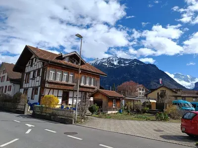 Ein allgemeiner Bergblick oder ein Berglick von der Ferienwohnung aus