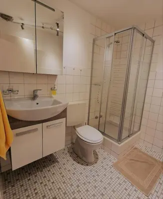 Grundriss der Unterkunft Familienfreundliche Studio 42m2 mit gratis Parking und WiFI nahe Sportaren und Torrentbahn