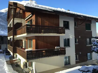Das Gebäude in dem sich die Ferienwohnung befindet