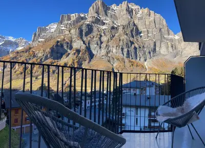 Ein allgemeiner Bergblick oder ein Berglick von der Ferienwohnung aus
