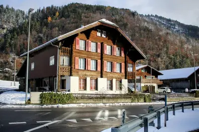 Ein allgemeiner Bergblick oder ein Berglick von der Ferienwohnung aus
