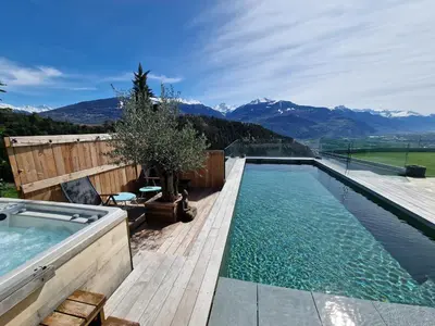 Ein allgemeiner Bergblick oder ein Berglick von der Ferienwohnung aus