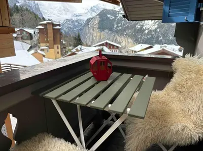 Ein allgemeiner Bergblick oder ein Berglick von der Ferienwohnung aus