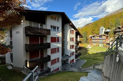 Ein allgemeiner Bergblick oder ein Berglick von der Ferienwohnung aus