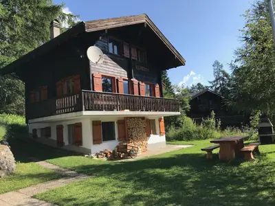 Ein Garten an der Unterkunft Chalet Männertreu OG