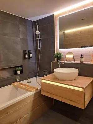 Ein Badezimmer in der Unterkunft Ace Location with Pool & Sauna
