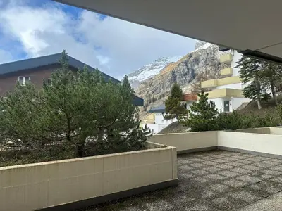 Ein allgemeiner Bergblick oder ein Berglick von der Ferienwohnung aus