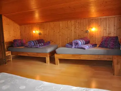 Ein Bett oder Betten in einem Zimmer der Unterkunft Apartment Trachsel-Huus by Interhome