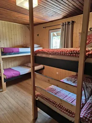 Ein Bett oder Betten in einem Zimmer der Unterkunft Ô Bercail Gîte de basse montagne 7' de vercorin