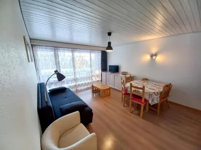 Ein Sitzbereich in der Unterkunft Apartment Essert 101 by Interhome