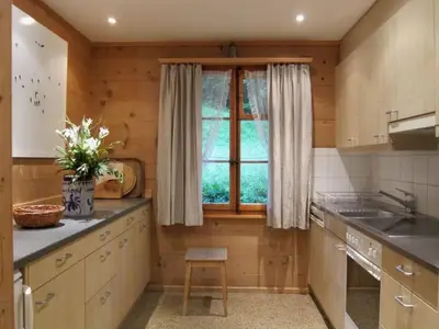 Küche/Küchenzeile in der Unterkunft Apartment Chalet Maru by Interhome