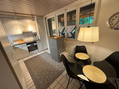 Küche/Küchenzeile in der Unterkunft Lake Park Apartment