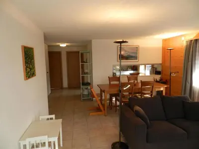 Ein Sitzbereich in der Unterkunft Apartment Hübeli - Chapman by Interhome