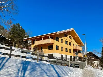 Das Gebäude in dem sich die Ferienwohnung befindet