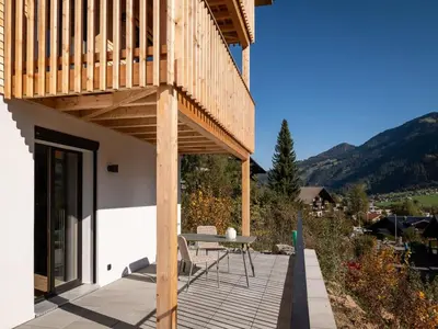 Ein allgemeiner Bergblick oder ein Berglick von der Ferienwohnung aus