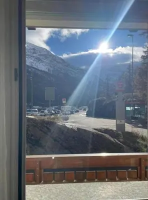 Ein allgemeiner Bergblick oder ein Berglick von der Ferienwohnung aus