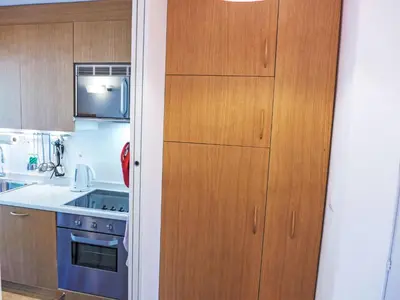 Küche/Küchenzeile in der Unterkunft Apartment Les Arolles B12 by Interhome