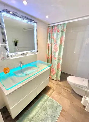 Ein Badezimmer in der Unterkunft CHALET ROMANTICA Carpe Diem BEST VIEW BEST LOCATION
