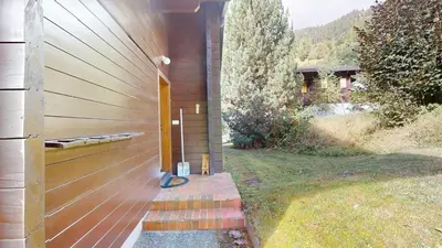Das Gebäude in dem sich das Chalet befindet