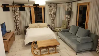 TV/Unterhaltungsangebot in der Unterkunft Studio au pied de la télécabine, SaastalCards Saas-Fee
