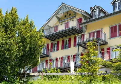 Das Gebäude in dem sich die Ferienwohnung befindet