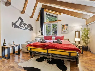 Ein Bett oder Betten in einem Zimmer der Unterkunft Apartment Haus Bodmen B Apartment B 43 by Interhome