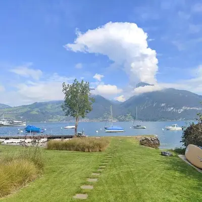 Am See l 15 Minuten nach Interlaken l gratis Parking