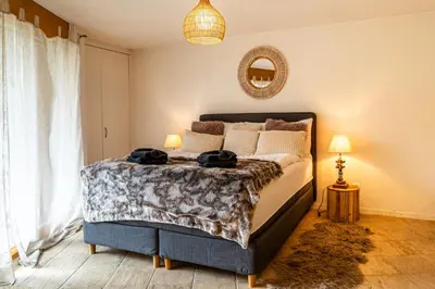 Ein Bett oder Betten in einem Zimmer der Unterkunft Cozy Chamia Studio