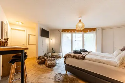 Ein Bett oder Betten in einem Zimmer der Unterkunft Cozy Chamia Studio