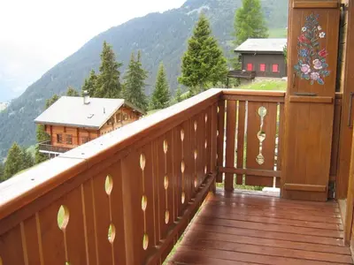 Ein allgemeiner Bergblick oder ein Berglick von der Ferienwohnung aus