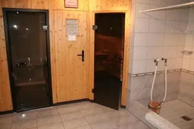 Ein Badezimmer in der Unterkunft Charming Alpin Violett