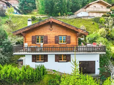 Das Gebäude in dem sich das Chalet befindet