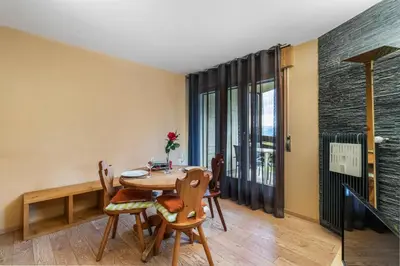 TV/Unterhaltungsangebot in der Unterkunft Chaleureux studio avec vue sur les montagnes