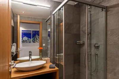 Ein Badezimmer in der Unterkunft Chalet Petit