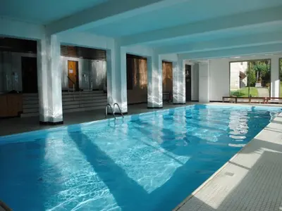 Der Swimmingpool an oder in der Nähe von Residence Cransalpin