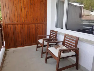 Ein Balkon oder eine Terrasse in der Unterkunft Bel Appartement Centre Crans Montana, 5 min des pistes, Vue Alpine
