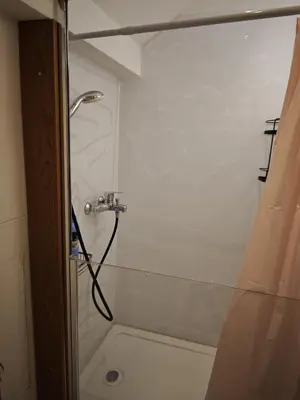 Ein Badezimmer in der Unterkunft Bijou Lungern