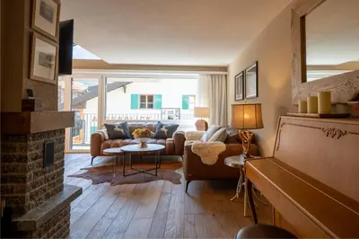 Ein Sitzbereich in der Unterkunft Elfi - luxury mountain bijou by Inspiringplaces Zermatt
