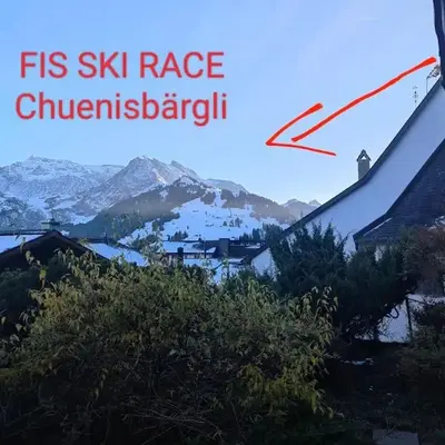 Skirennen von der Terrasse mitverfolgen