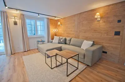 Ein Sitzbereich in der Unterkunft Chalet Aeschhorn